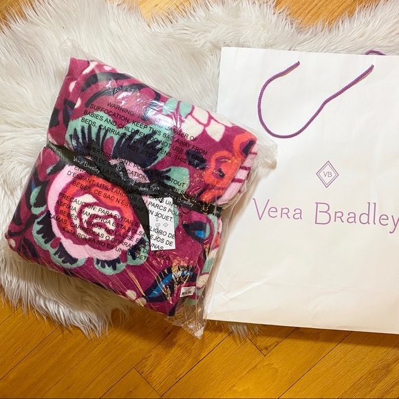 Vera Bradley Bloom Berry throw blanket - Picture 1 of 4